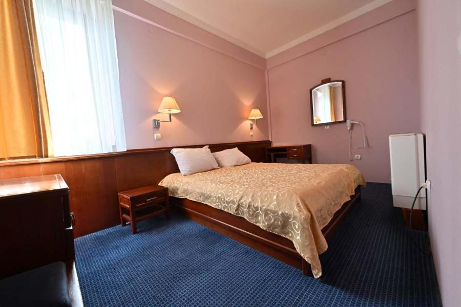 Hotel Norcev Grgeteg Exterior photo