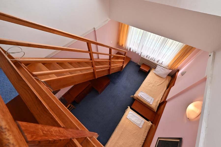 Hotel Norcev Grgeteg Exterior photo