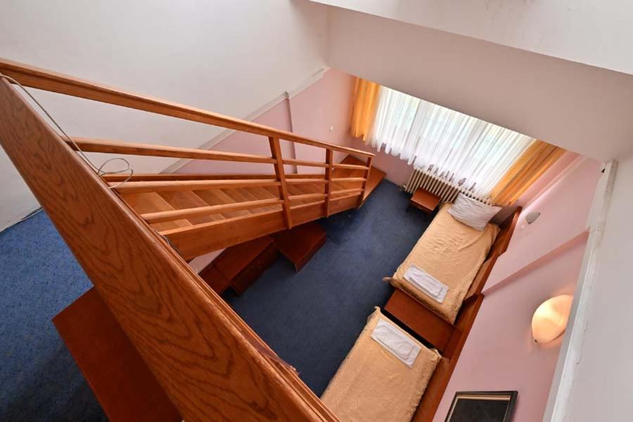 Hotel Norcev Grgeteg Exterior photo